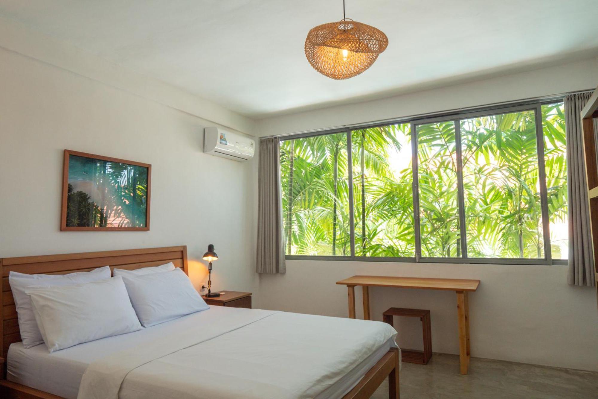 007 Surfhouse Bali Hotel อูงาซัน ภายนอก รูปภาพ